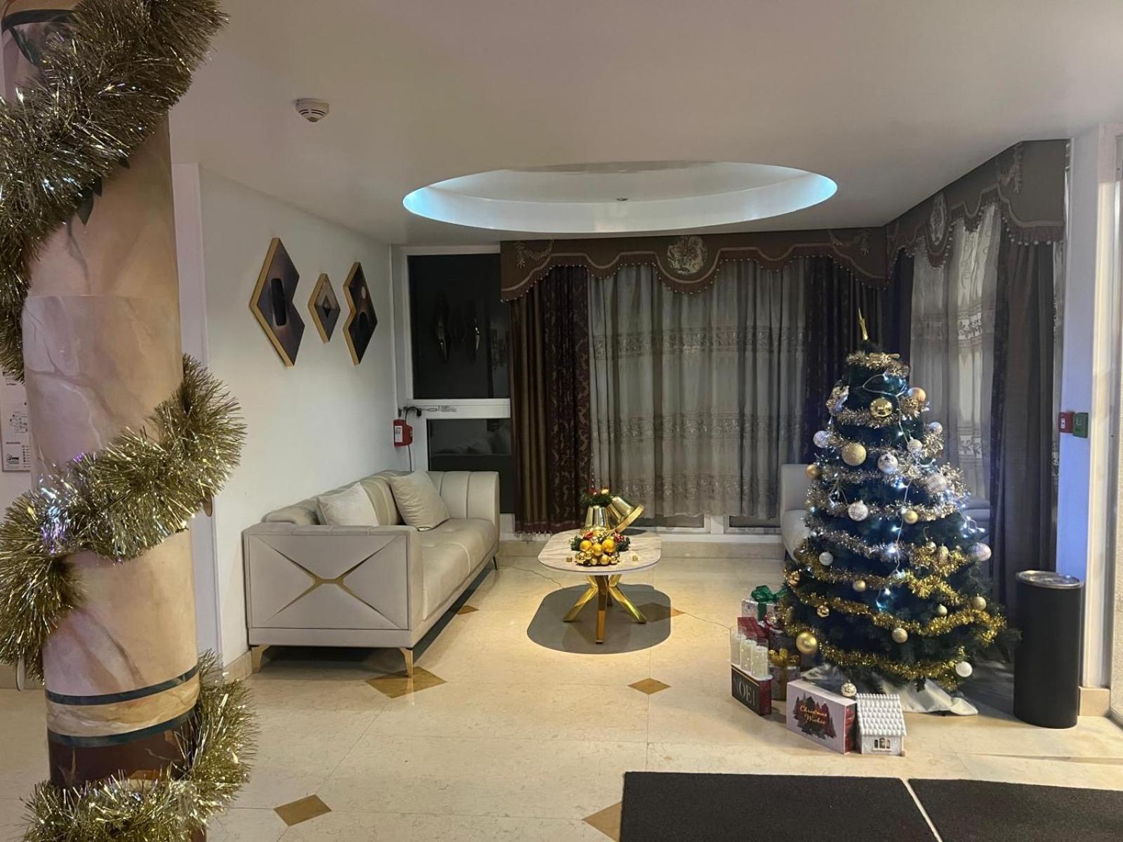 Hotel Grand Paris Villejuif Kültér fotó