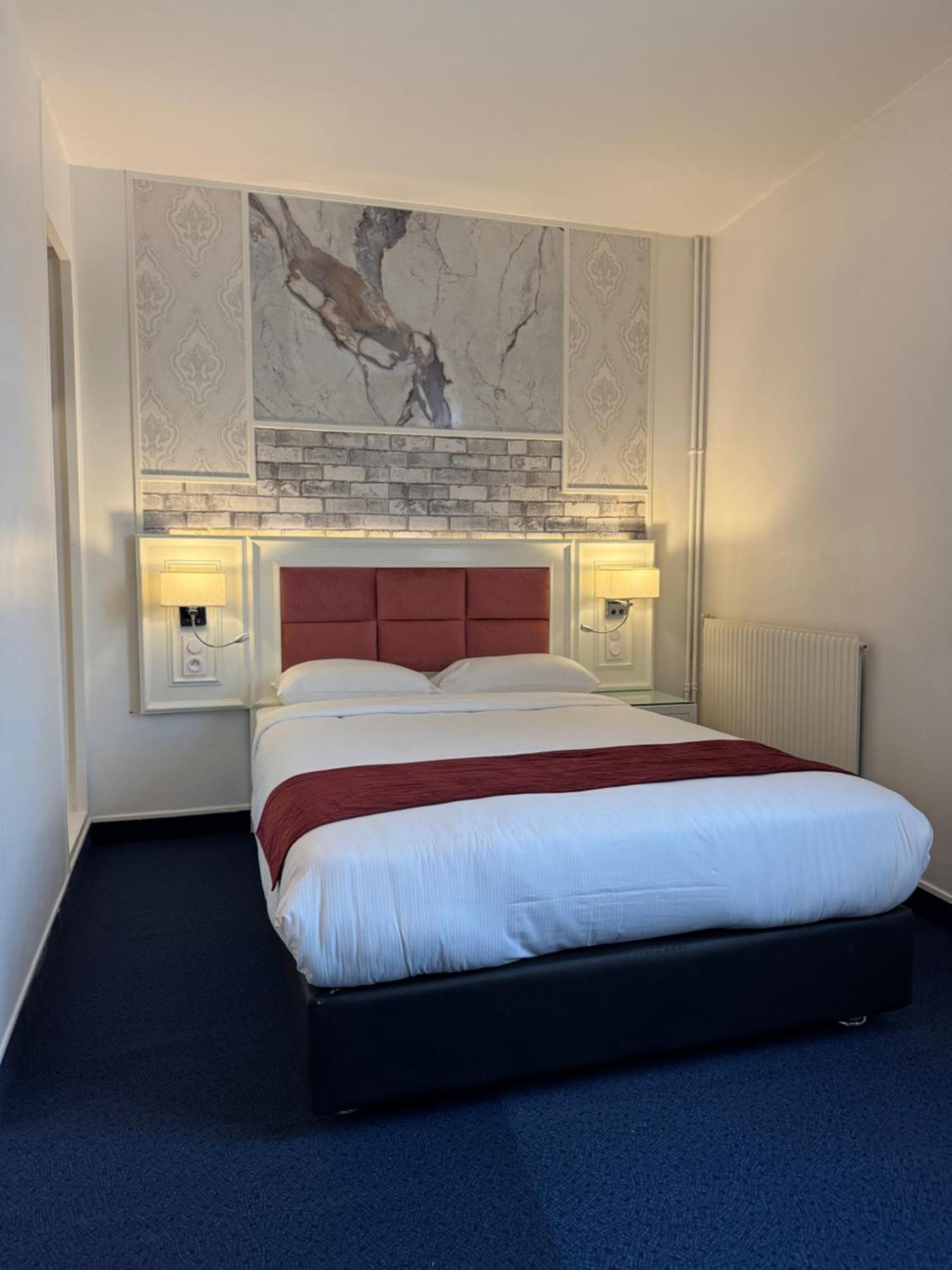 Hotel Grand Paris Villejuif Kültér fotó