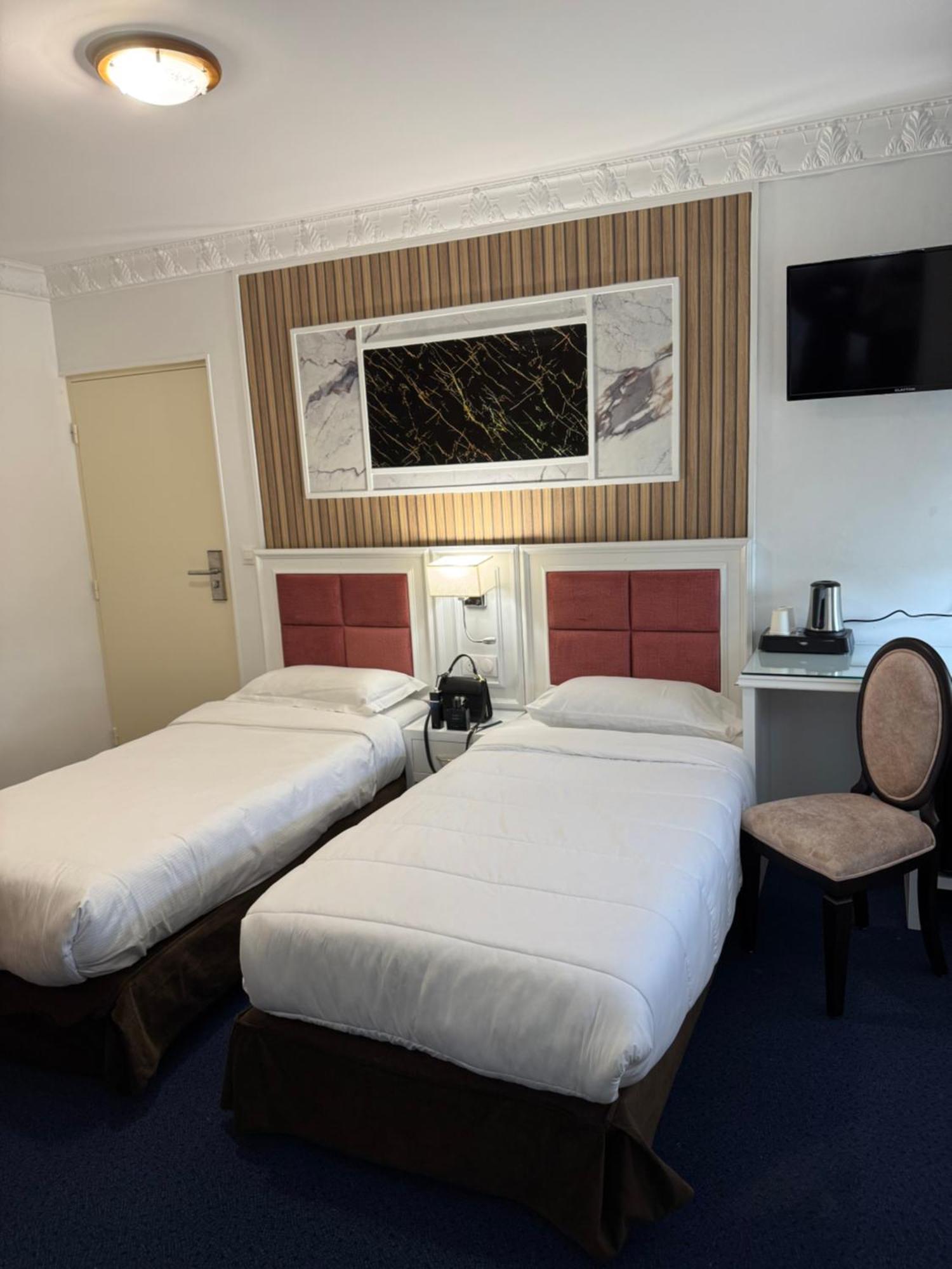 Hotel Grand Paris Villejuif Kültér fotó